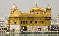 Amritsar full day tour of Golden Temple and Wagah Border - Hizvo