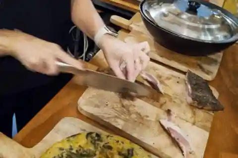 Salerno: Experience Pasta with cooking class and wine taste