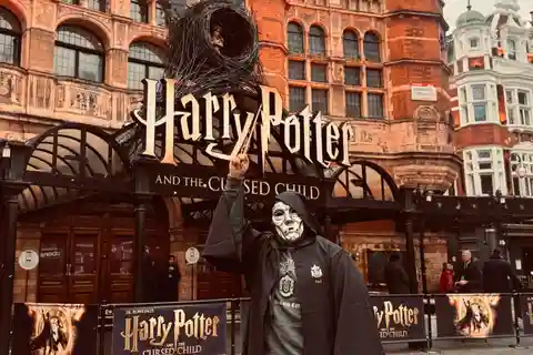 London: Harry Potter Tour, discover spells and secrets!