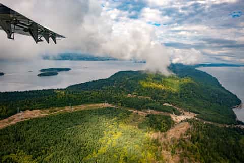Victoria Fly 'n Drive: Full-Day Sightseeing Trip
