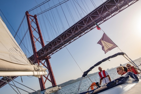Lisboa: crucero de 1/2 horas al atardecer por el río TajoTour de 2 horas durante el día