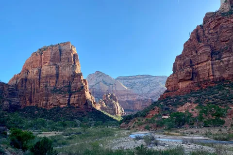 Utah: Zion National Park Half-day Hike with Picnic