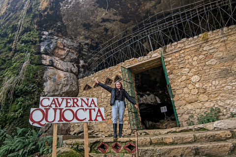 From Chachapoyas: Karajía Sarcophagi & Quiocta Cave Tour