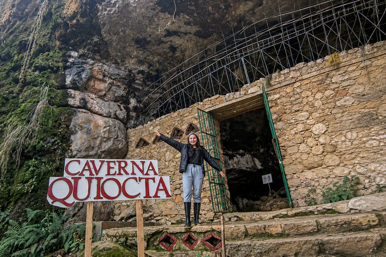 From Chachapoyas: Karajía Sarcophagi & Quiocta Cave Tour