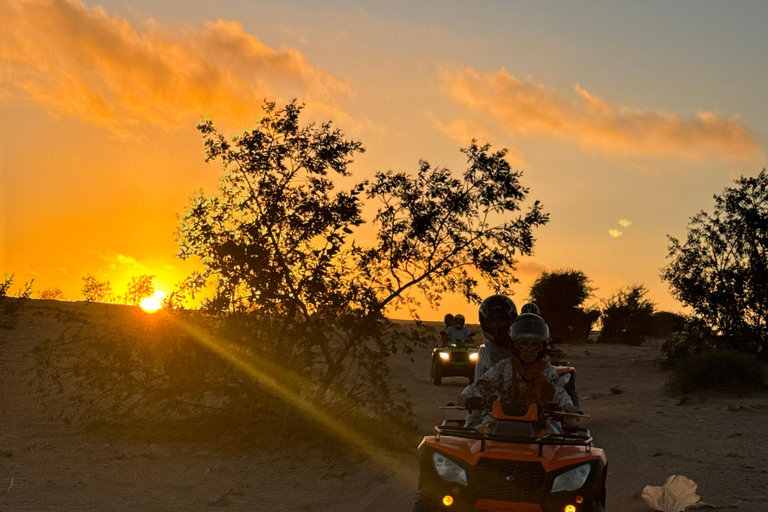 Agadir: Excursión en quad al atardecer por las dunas y la playa