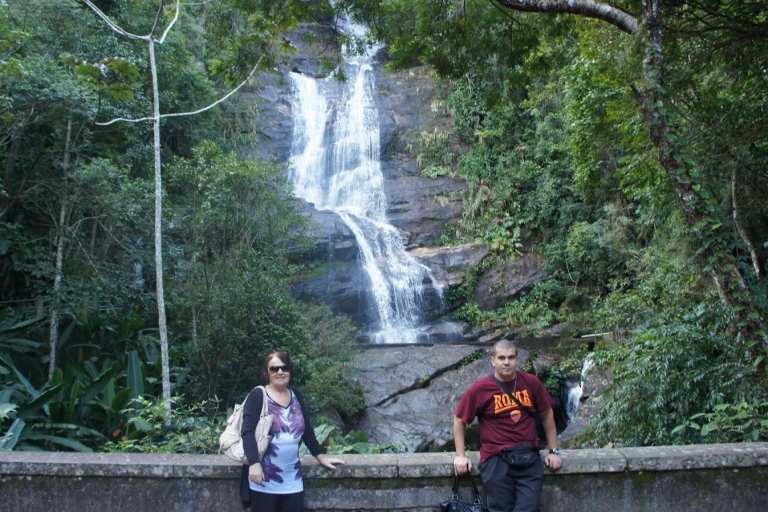 Río: caminata histórica del bosque de Tijuca y Cachoeira das AlmasTour compartido sin transporte