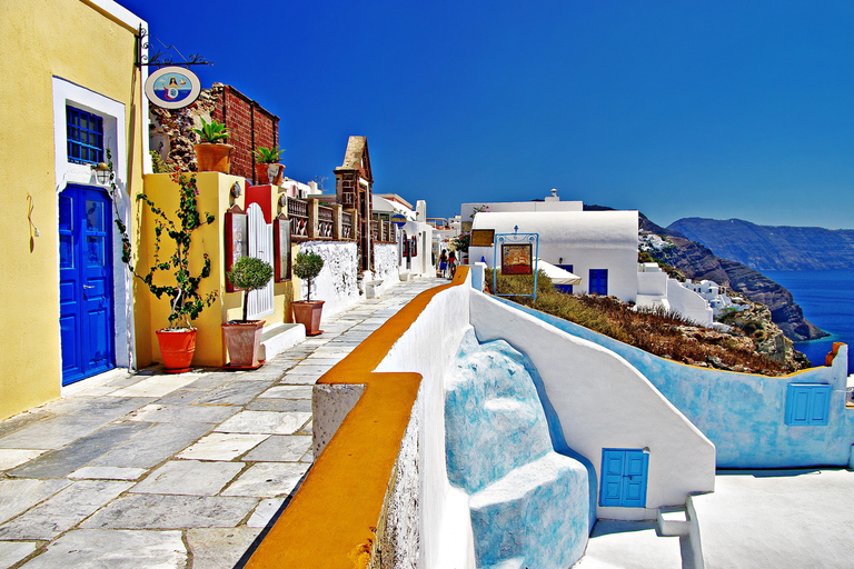 Private Half-Day Sightseeing Tour of Santorini