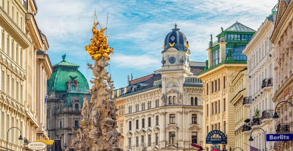 Vienna: Small Group Guided Walking Tour of City Highlights