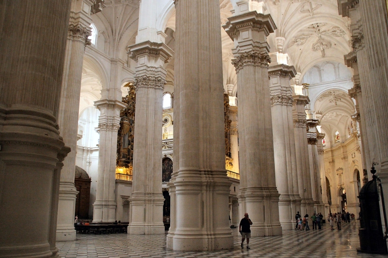 Granada: tour kathedraal, koninklijke kapel en AlhambraTour in het Spaans