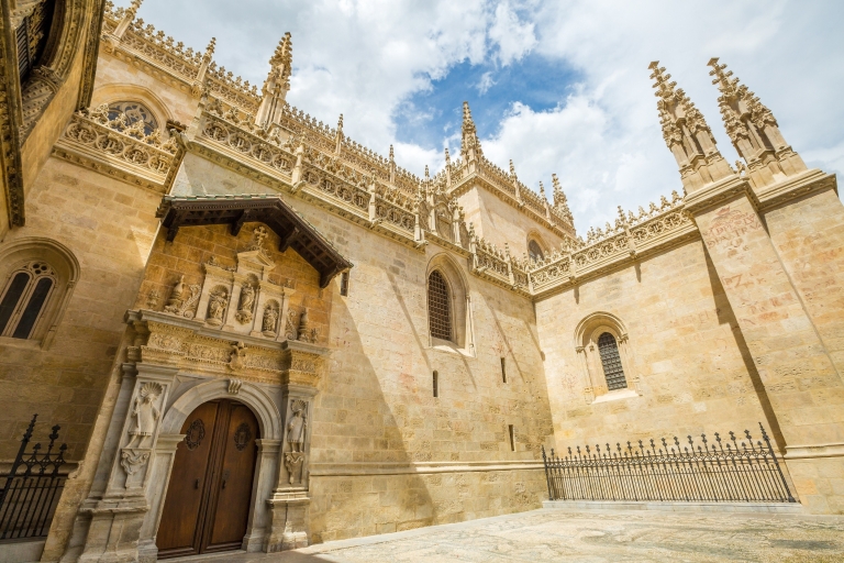 Granada: tour kathedraal, koninklijke kapel en AlhambraTour in het Spaans