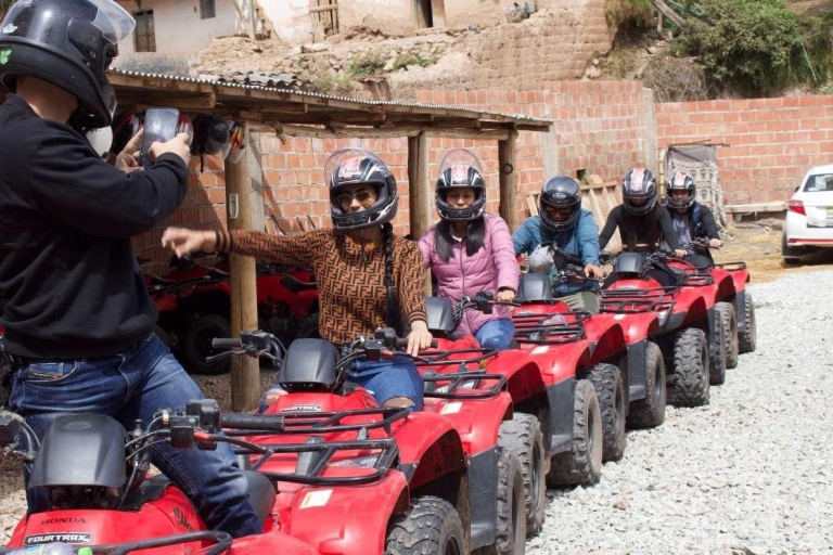 Von Cusco aus - Besuch des Regenbogenbergs mit ATVs + Alles inklusive