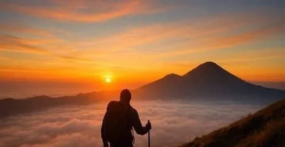 Bali: Mount Batur Sunrise Hike, Breakfast & Hot Springs Tour