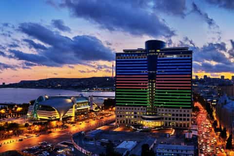 Baku: 3-Hour Private Night Tour (Yanardag & More)