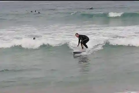 Clase privada de surf en praia grande sintra portugal