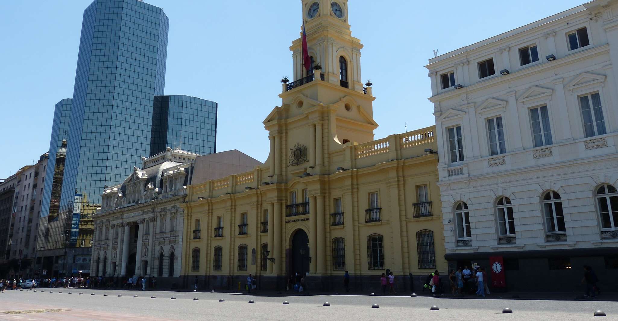 Bienvenido a Santiago, Tour Privado con un Local - Hizvo