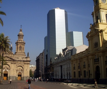 Welcome to Santiago: Private Tour with a Local