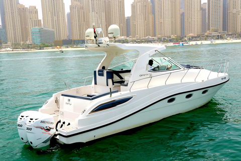 Dubai privat yachttur på 40ft JulianaDubai: 4-timmars privat mini-yacht-tur och simning