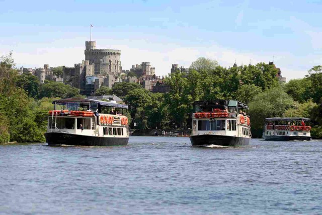 Visit Windsor 40-Minute Return Boat Trip in Surrey, UK