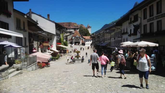 lausana gruyères tour con degustaciones de queso y chocolate