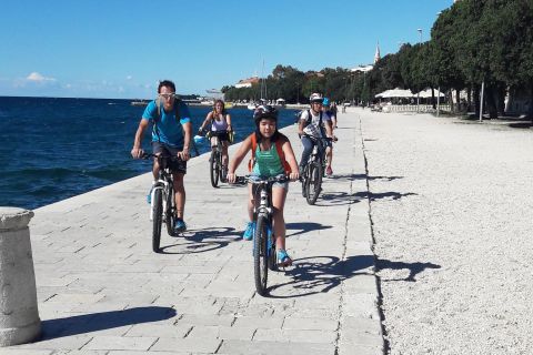 Explore Zadar: excursão de bicicleta divertida e descontraída