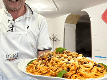 Amalfi: kookles met pasta, tiramisù en wijn