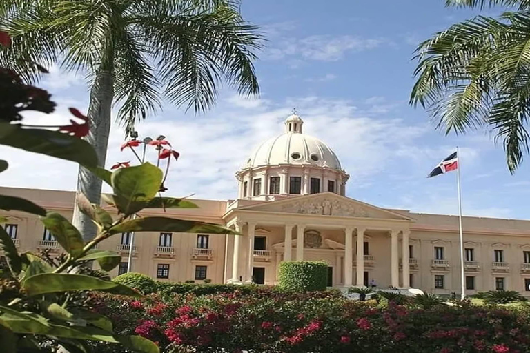 Bayahibe or Punta Cana: Santo Domingo Day Trip & Lunch