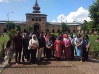 Srinagar, Private Old City and Mughal Gardens Car Tour - Housity