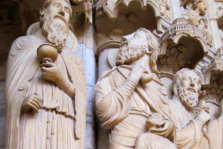 Parijs: dagtour naar de kathedraal van Chartres en de oude stadParijs: kathedraal van Chartres en oude stad dagtour