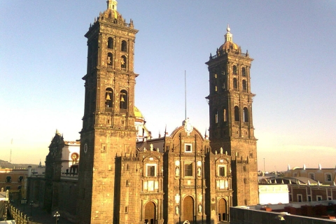 Ab Mexiko-Stadt: Cholula-Pyramide & Puebla Kleingruppentour
