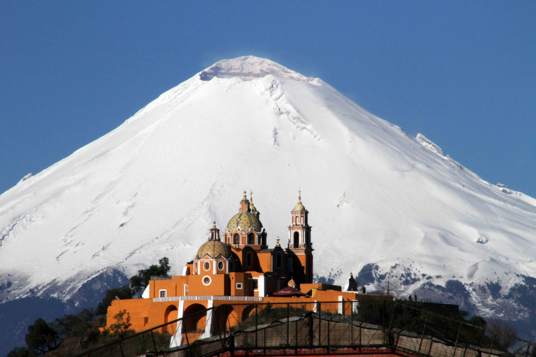 Da Cidade do México: Pirâmide de Cholula e Tour em Pequenos Grupos em PueblaDa Cidade do México: Cholula Pyramid &amp; Puebla Small Group Tour