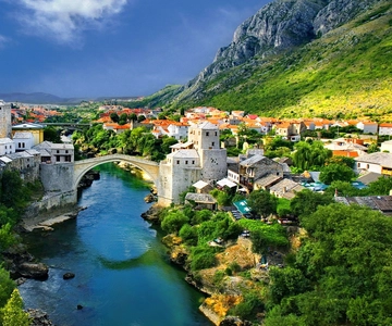 From Split or Trogir: Mostar & Kravica Waterfall Group Tour
