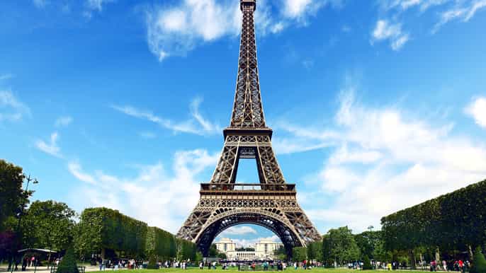 paris 2day tour with priority eiffel tower access