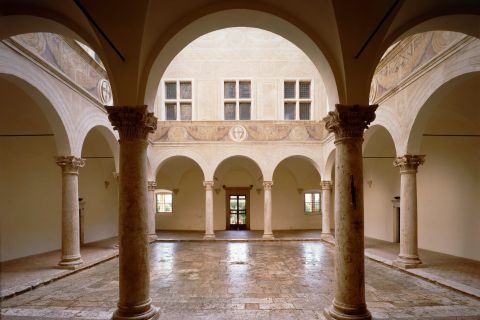 Pienza: Palazzo Piccolomini & Palazzo Borgia Entrance Ticket