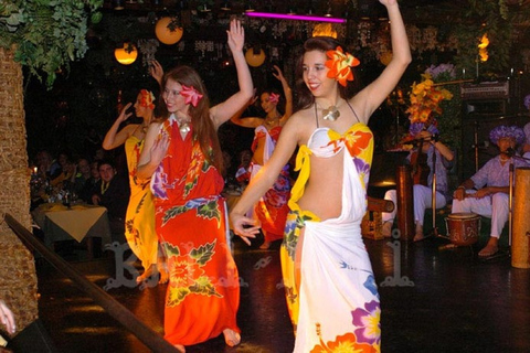 San Cristobal Hill Night Tour with Dinner Show