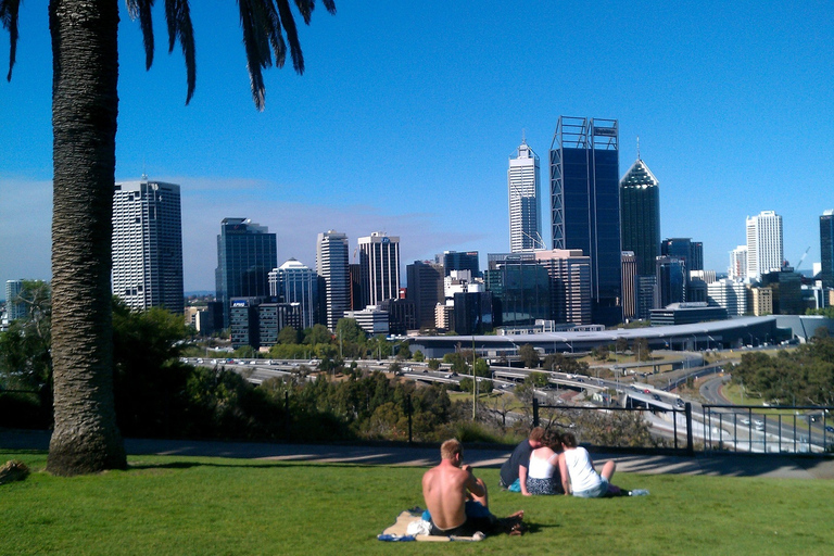 Perth: Private Walking Tour with a Local 6-Hour Tour