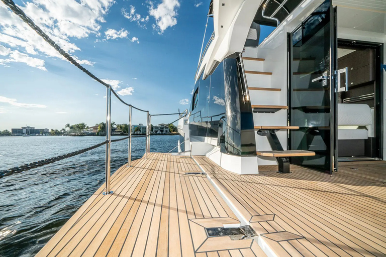 Antibes : Private Yacht Tour on the French Riviera