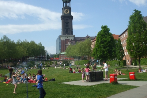Hambourg: Visite de la ville à vélo avec ElbphilharmonieHambourg: visite de la ville à vélo avec Elbphilharmonie