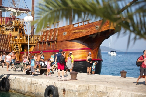 Dubrovnik: Crucero de un día por las Islas Elafitas en un barco KarakaCrucero por las Islas Elafitas desde Dubrovnik sin recogida en el hotel