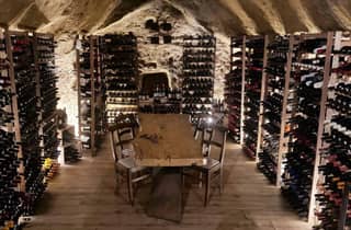 Siena: Abendessen mit Weinen und typischen Gerichten in einer geheimen Grotte