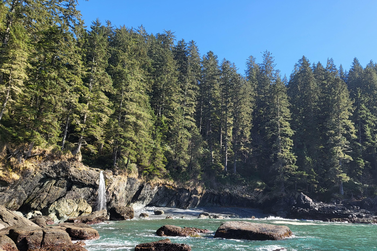 Vancouver Island: Jurtenaufenthalt, Wasserfall, Strände und Skywalk