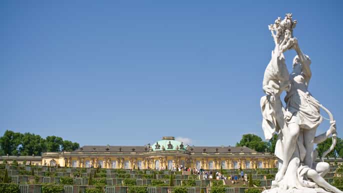 berlin potsdam kings gardens palaces 6hour tour