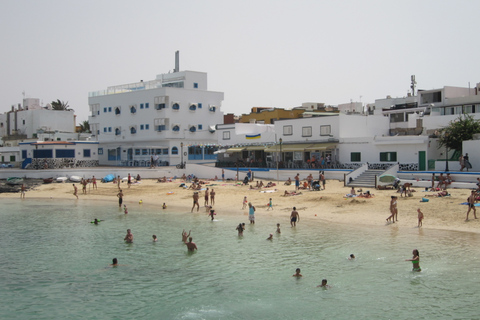 Fuerteventura : visite de l’île en minibusVisite de l’île en minibus avec prise en charge pointe sud