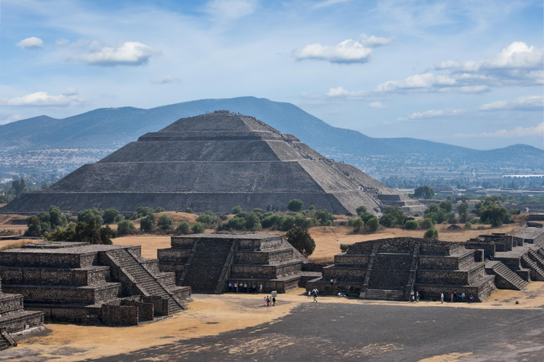 Città del Messico: tour di Teotihuacan, Tlatelolco e GuadalupeTour privato