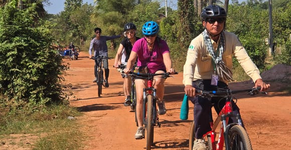 Siem Reap: Bike Tour & Kampong Phluk Floating Village