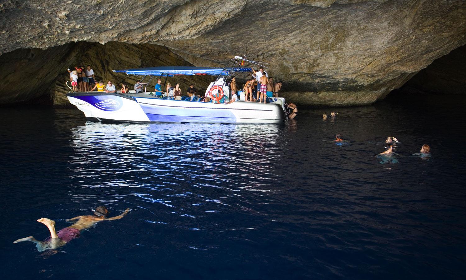 Colonia Sant Jordi: tour en barco al atardecer a la isla de Cabrera