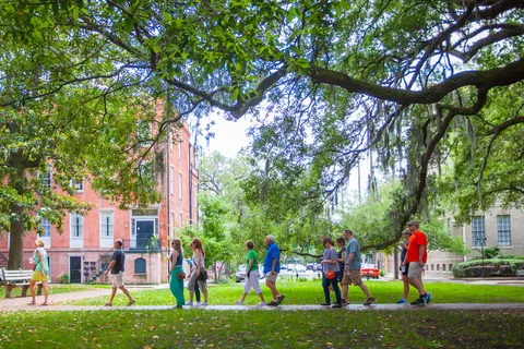 Savannah: Local Favorites Walking Food Tour