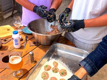 Mykonos: Group Cooking Class at the Home of a Local Family