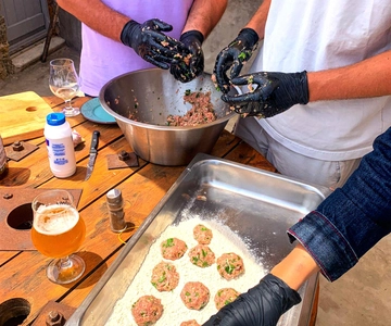 Mykonos: Group Cooking Class at the Home of a Local Family
