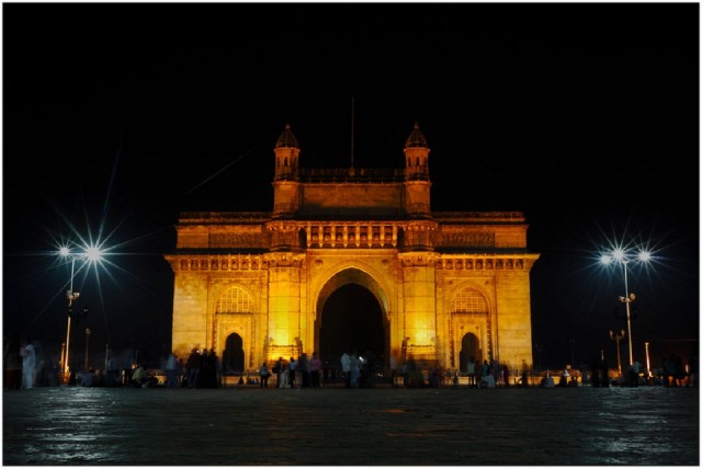 Visit Mumbai Night Tour in Mumbai