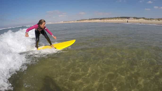 lisbon halfday group surf lesson